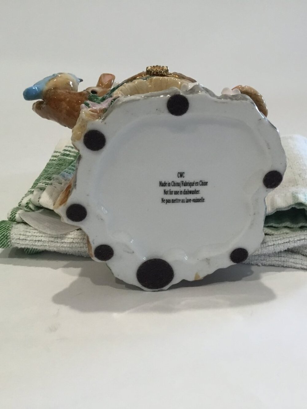 CWC 6.5" Ceramic Trinket Box Tree Stump Easter Bunny Rabbit Bird Butterfly - Picture 6 of 8